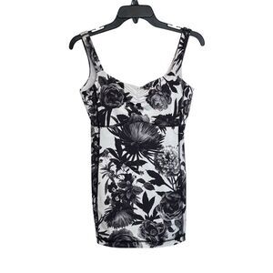 Lululemon athletica Women’s Aria Tank ll Brisk Bloom Black White Floral Size 8